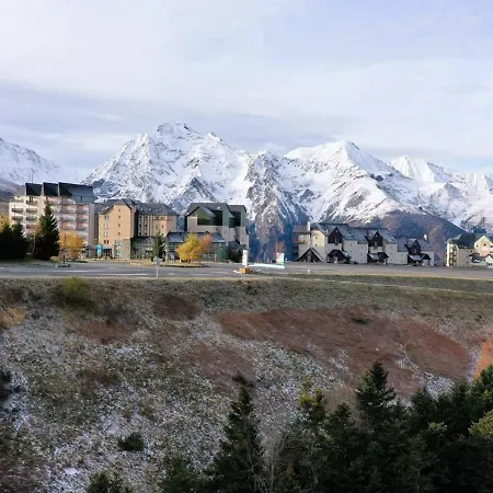 Appartement Cosy Pour 6 Personnes Avec Balcon, Parking Et Acces Aux Pistes - Fr-1-695-9 *