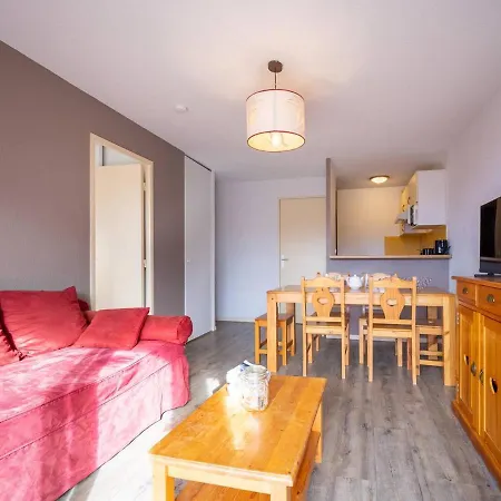 Διαμέρισμα Cosy Pour 6 Personnes Avec Balcon, Parking Et Acces Aux Pistes - Fr-1-695-9 *