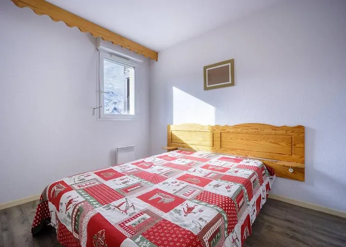 Apartamento Cosy Pour 6 Personnes Avec Balcon, Parking Et Acces Aux Pistes - Fr-1-695-9 *